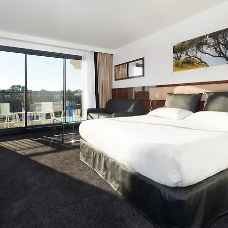 Отель Westotel Cote De Jade Порник