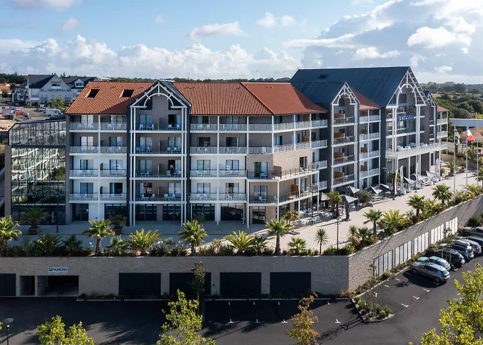 Westotel Cote De Jade Hotel